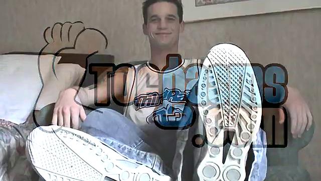 Good-looking Straight Foot Lover - Criss