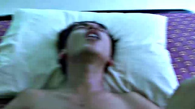 Ван снимает Рейва на видео, чтобы вечерами не скучать в одиночестве