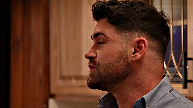 FalconStudios - Oh Xmas Tree ,Oh Xmas Tree , Beau Butler's Barebacked