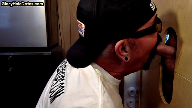 Gloryhole amateur DILF opens mouth for BJ session