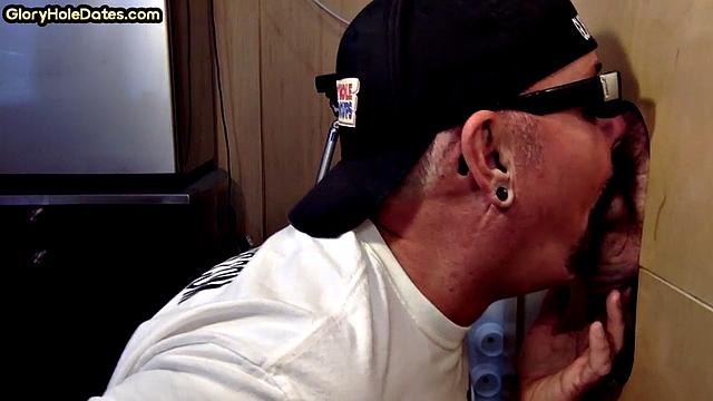 Gloryhole amateur DILF opens mouth for BJ session