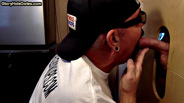 Gloryhole amateur DILF opens mouth for BJ session