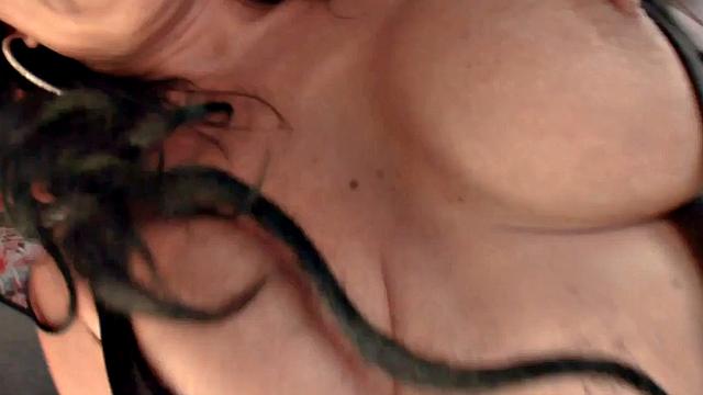 Amateur mature with big natural boobs 3way fucked outdoor