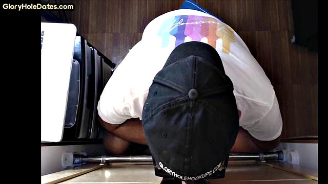 Gloryhole amateur DILF sucks with his hungry mouth