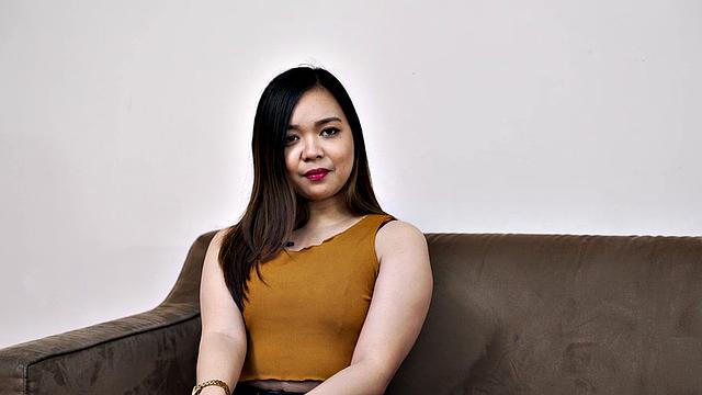 Hot Girl Giving Blowjob