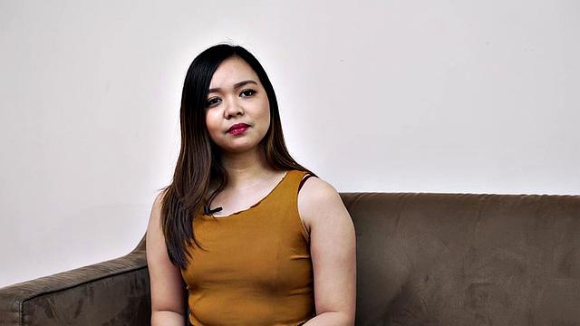 Hot Girl Giving Blowjob