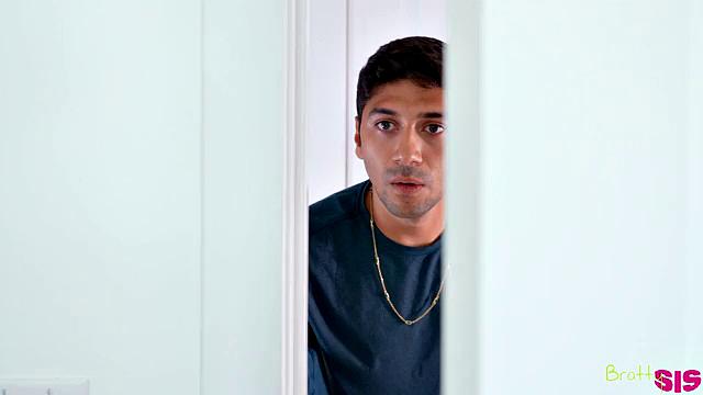 What Are You Hiding In Your Pants - S37:E9