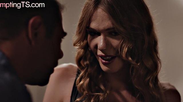 Trans babe with skinny body fucked bareback by muscled hunk