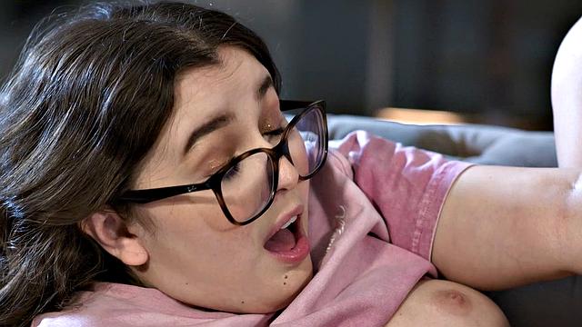 GIRLSWAY - Curious Teen Leana Lovings Wants Stepmom Lexi Luna's Help To Discover Lesbian Sex