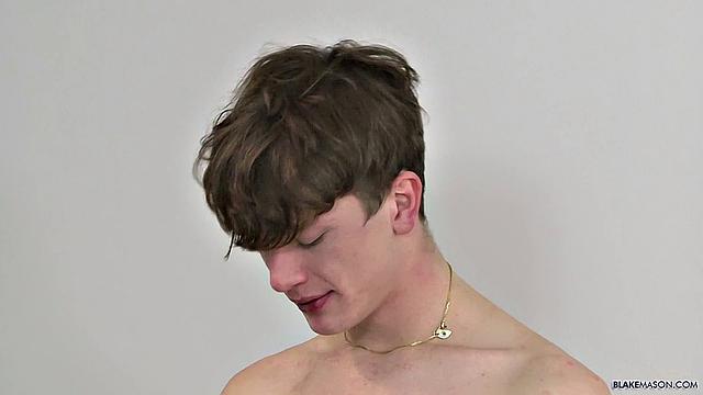 A Twink Going Hard In A Sweaty Fuck - Jaymie Young &amp;amp; Alex Faux