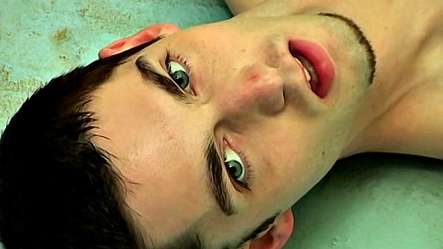 Kaleb&amp;amp;#039;s Hot Shower! - Kaleb Scott