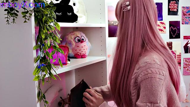 Gay 21yo crossdresser gets fucked in ass by jock