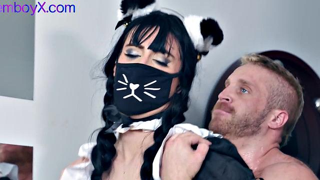 Sweet roseboi giving upskirt blowjob