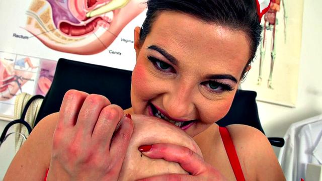 Vanessa Y., Nurse For Ails Ya.