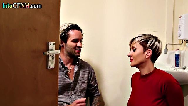 Cockhungry babe gives HJ to guy