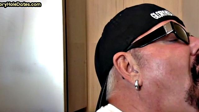 Homemade cocksucking DILF sucks cock in gloryhole video