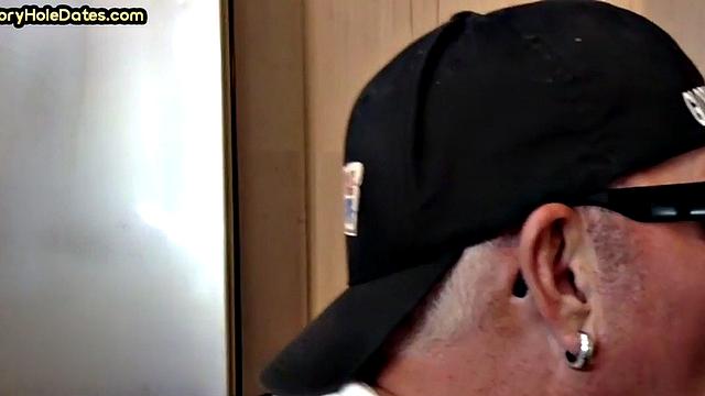 Homemade cocksucking DILF sucks cock in gloryhole video