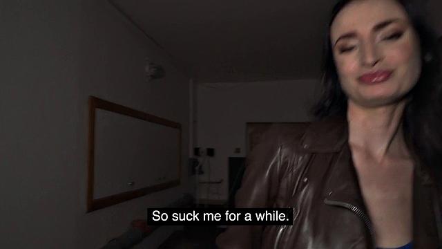 Cutie gives blowjob to stranger