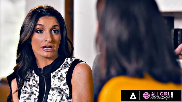 ALL GIRL MASSAGE - Silvia Saige And Ivy Lebelles Lesbian 69 In Garden Romp