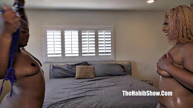 them bootys are thick asf shanice luv genie snow playing