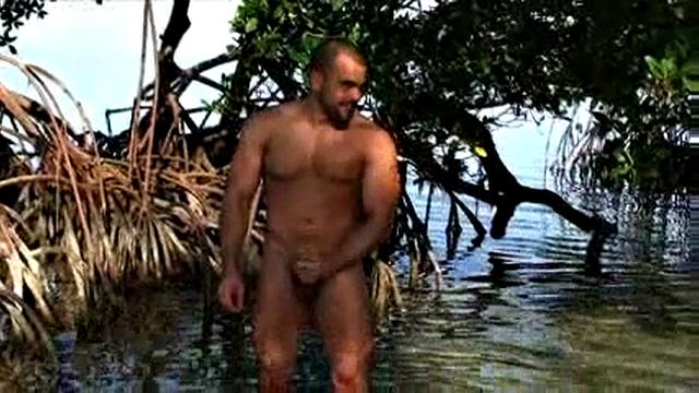 Two hung guys get wild in bed and go deep