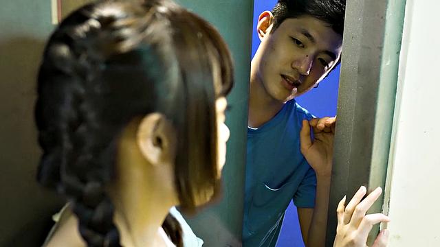 Jojo visits and fucks a friend in hopes of catching it