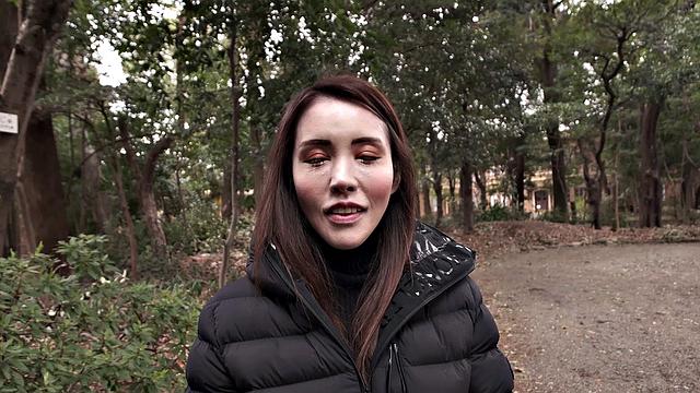 Sayuri Takeda spreads her pussy