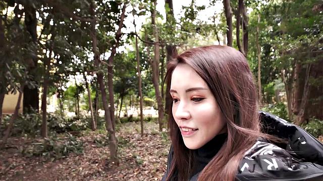 Sayuri Takeda spreads her pussy