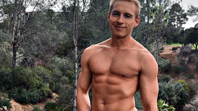 Solo handsome blond wanks sturdy cock and cums