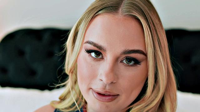 ADULT TIME - Will Pounder Worships PAWG Anna Claire Clouds, Her Pussy!