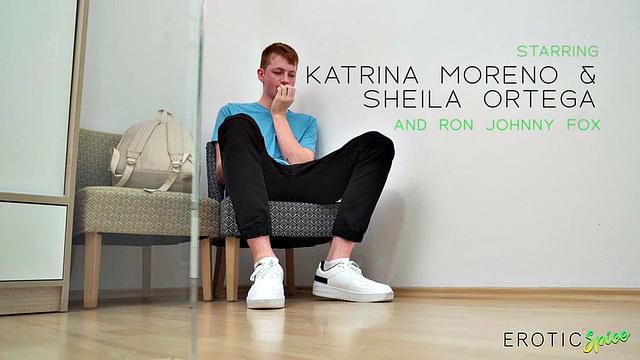 Две горячие латинки трахают студента в офисе на столе - Katrina Moreno и Sheila Ortega соблазняют Ron Johnny Foxа втроём!