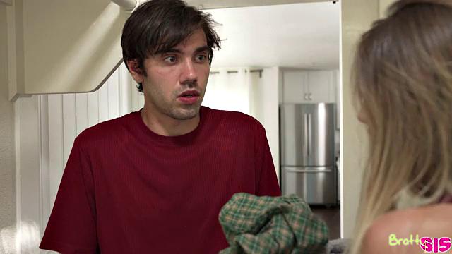 My Stepbrother Helps Me Put A Big Load In The Laundry - S20:E6