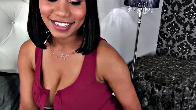 Jenna's solo POV of getting trimmed pussy licked & doggystyled in cowgirl & facial action