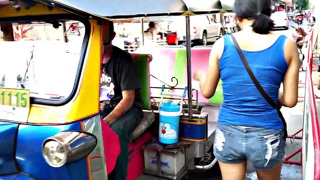 Tuktuk Daisy