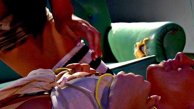 Glamour lesbian clit kicking and rimming 