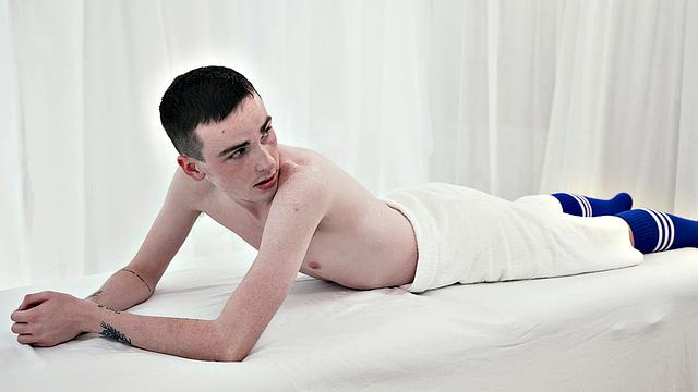 MYOTT HUNTER Chapter 4 - Massage