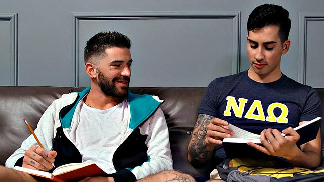 Tattooed stud barebacked in greedy asshole by BF