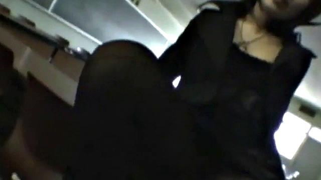 Japanese schoolgirl giving head