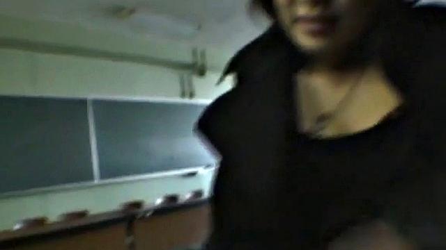 Japanese schoolgirl giving head