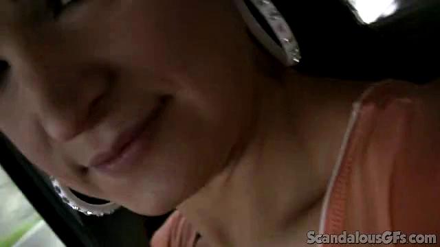 Hot Girlfriend Flashes While Boyfriend Is Driving