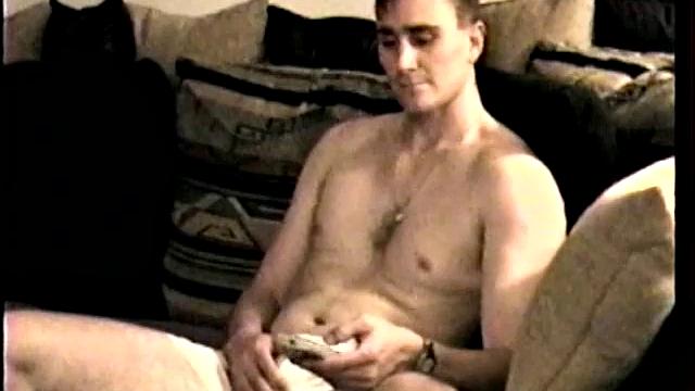 Большой Тейлор трахает как будто ставка на чемпионат мира, а не просто секс