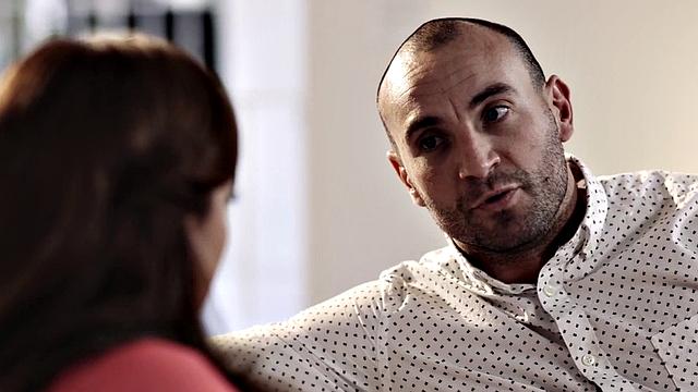 жадная до члена сиськастая шлюшка получает глубокий трах после прелюдии пальцами