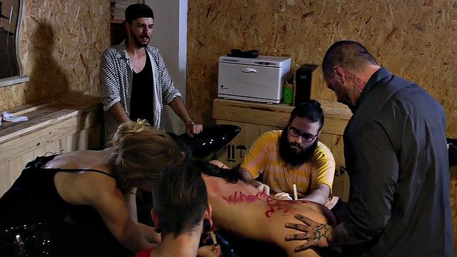 Public deepthroating and licking with golden shower ending