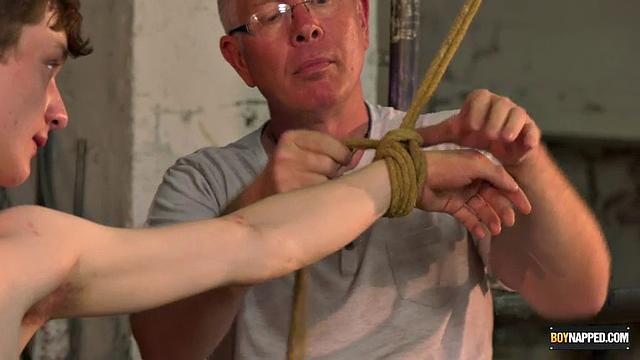Flexible Alex Meets The Master Part 1 - Feat. Alex Faux & Sebastian Kane
