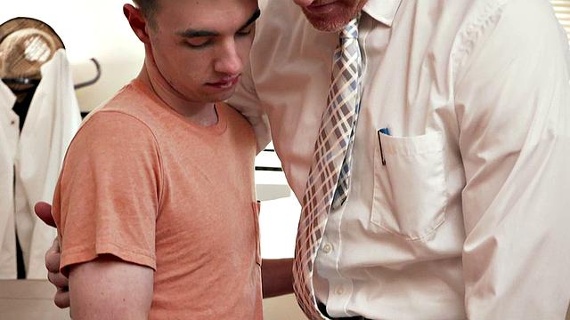 Small twink barebacked by doctor during ultrasound