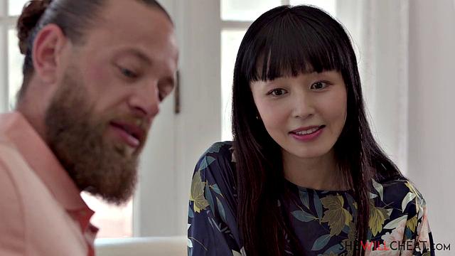 Marica Hase has an intimate session with her teacher