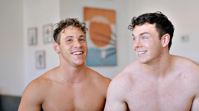 Amateur muscled jock fucks bottom's greedy ass