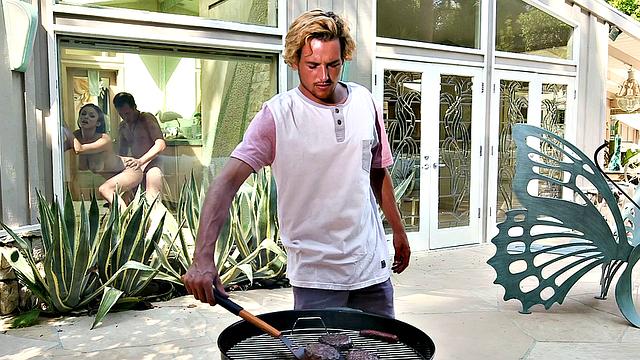 Briquettes gets her trimmed pussy drilled in the shower while wearing shorts