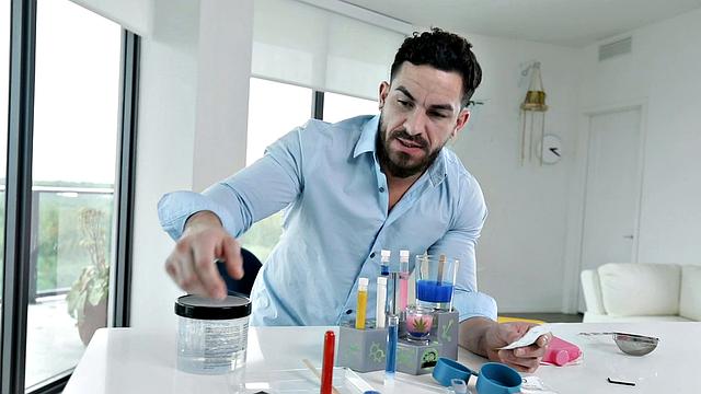 Penetrating A Chemistry Beauty