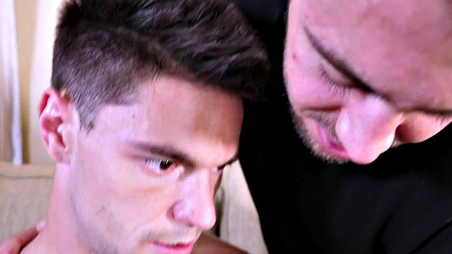 Mesmerized crossdresser in stockings barebacked till cumshot